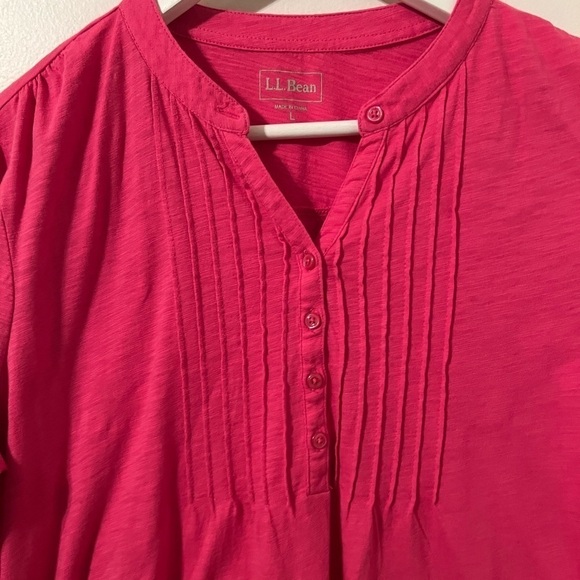 L.L. Bean Hot Pink Long Sleeve V-Neck Top with buttons size Large - Picture 3 of 9